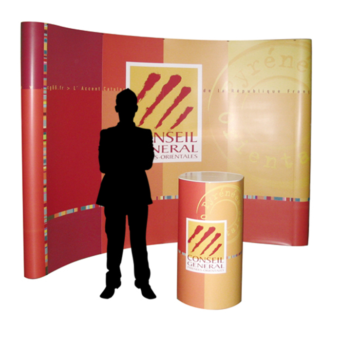 Stand popup Blue courbe 4x3 avec son container/comptoir Stand popup Blue courbe 4x3 avec son container/comptoir
