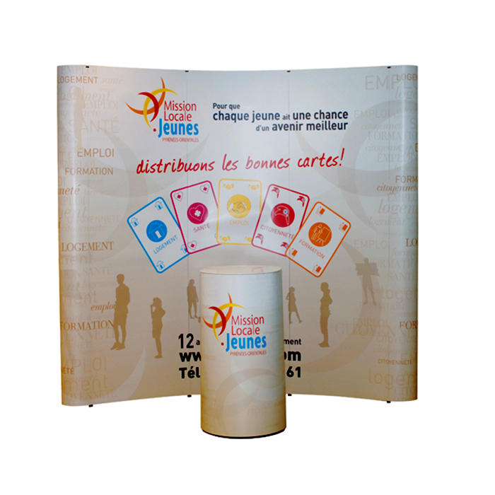 Stand parapluie Blue courbe 3X3 avec son container/comptoir Stand parapluie Blue courbe 3X3 avec son container/comptoir